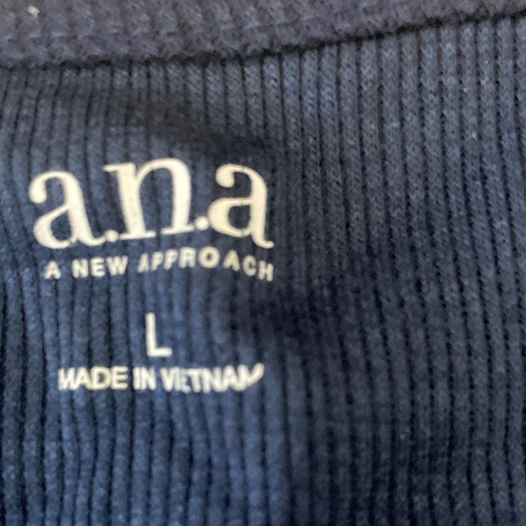 a.n.a Navy Long Sleeve Tee - Picture 3 of 4